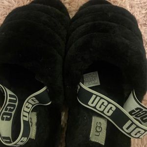 Women Ugg slippers